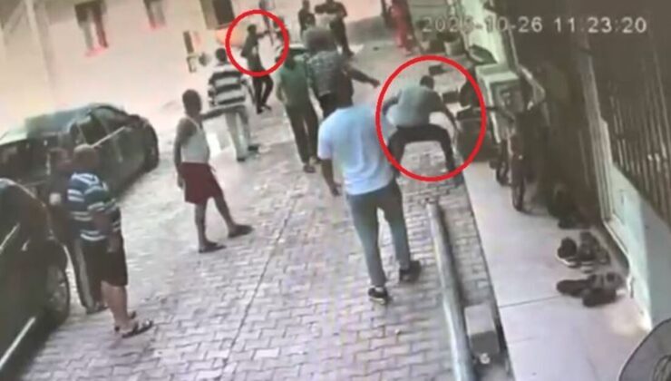 Kaldırım taşlarıyla iki grup birbirine girdi! “Pes” dedirten kavga!