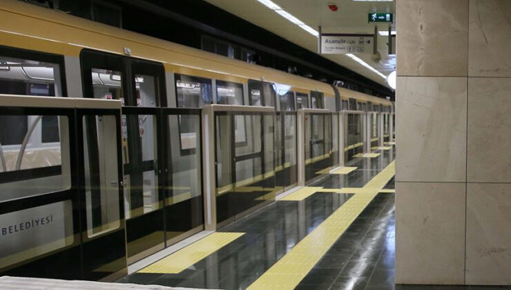 Metroda oyuncak tüfek doğrulup yolcuları korkutan çocuk gözaltına alındı!