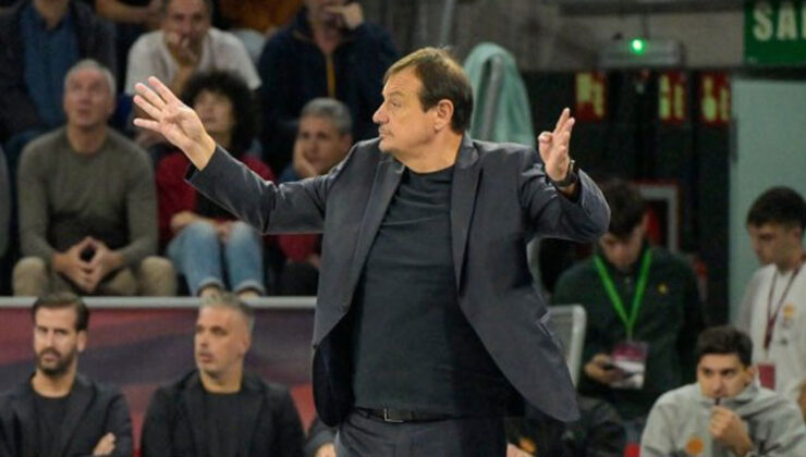 Olympiakos mağlubiyeti sonrası Ergin Ataman: ‘Tek olumlu şey derbiyi dört sayı farkla kaybetmiş olmamız!’
