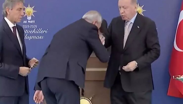 "Halk buyurursa yaparım" demişti, Erdoğan’ın elini öperek AK Parti saflarına geçti