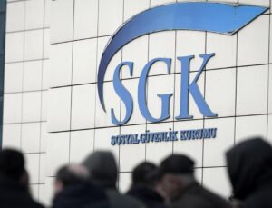 SGK harekete geçti: Bu üç şehirde yaşayan binlerce emeklinin evine yazı gönderilecek