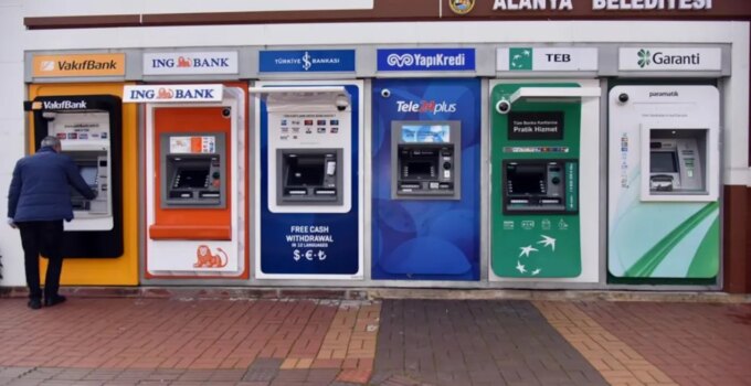 1 Ocak itibarıyla yürürlüğe girecek: ATM'lerden para çekme ve yatırma sınırı tamamen değişiyor