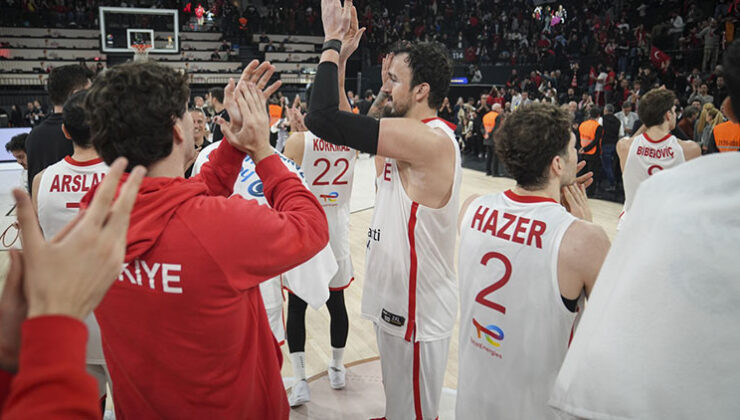 12 Dev Adam, 2’de 2 için sahada!