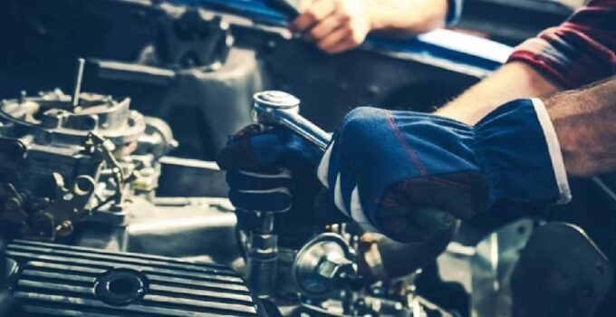 24 yıllık oto tamircisi açıkladı: Aracınızın ömrünü en çok kısaltan hata