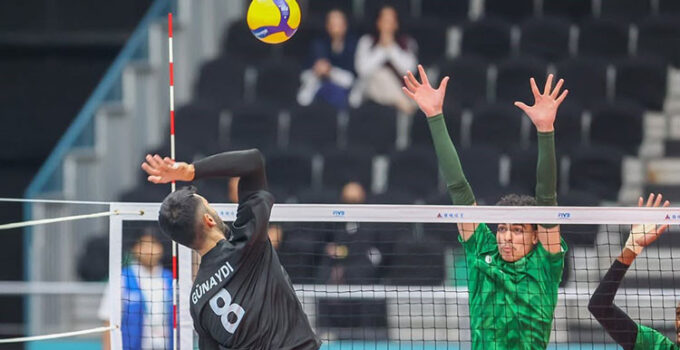 A Milli Erkek Voleybol Takımı, finale yükseldi!