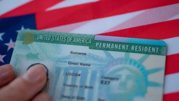 ABD, 19 ülke vatandaşının ‘Yeşil Kart’larını incelemeye alıyor