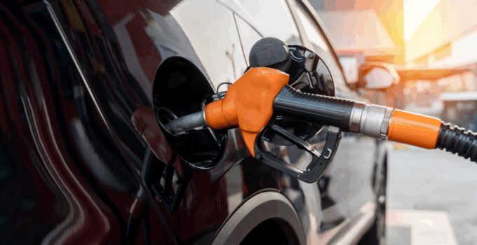 Akaryakıta büyük zam yolda: Ambargo etkisi pompaya yansıyor