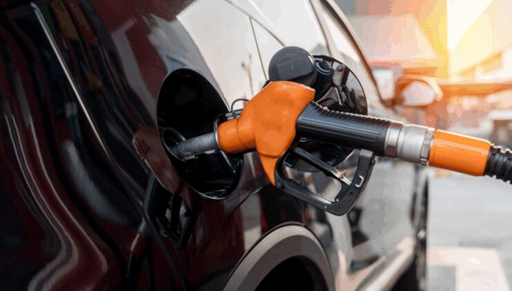 Akaryakıta büyük zam yolda: Ambargo etkisi pompaya yansıyor