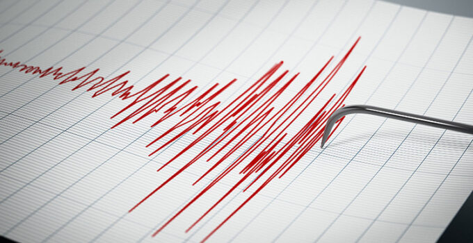Akdeniz’de 5.2 ve 4.8 büyüklüğünde depremler