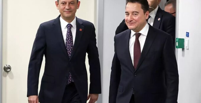 Babacan CHP’ye resti çekti: Uzatırlarsa o siciller, defterler açılır