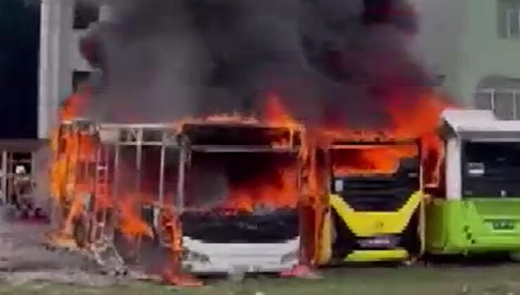 Bakım için servise bırakılmıştı… Park halindeki 3 otobüs alev alev yandı