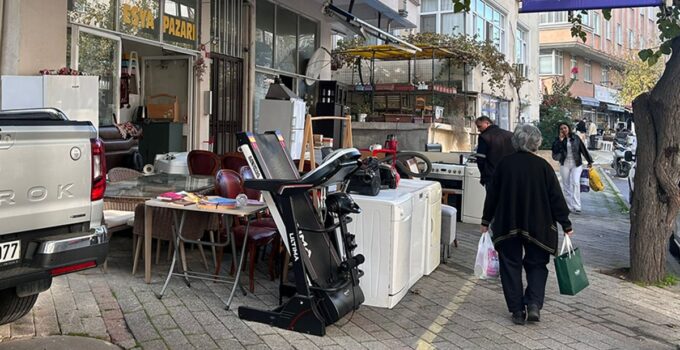 Borçlular satıyor, memurlar alıyor