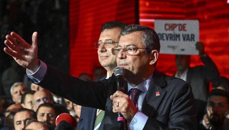 CHP’de ‘arınma’ çağrısı bu kez bir grup eski vekilden: Ortak bildiriyle Özgür Özel’e seslendiler