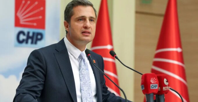 CHP’li Yücel’den soruşturmalara yanıt: “Ne açtığınız soruşturmalar, ne de hazırladığınız fezlekeler gidişinizi durduramayacak