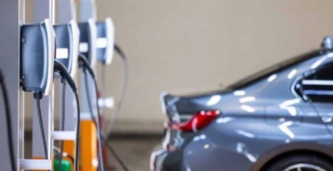 Elektrikli araç serüveni yeni değil: İlk elektrikli araba 125 yıl önce yapıldı