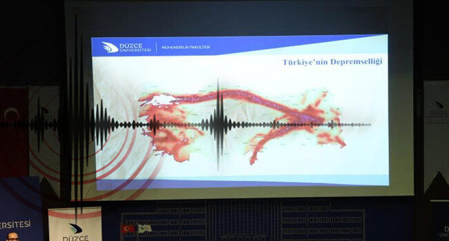 ‘En aktif fay hatlarının üzerinde’ dedi ve o ilimizi işaret etti