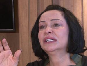 Evrim Akın gözyaşlarına boğuldu