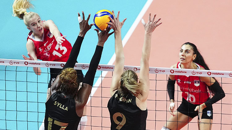 Galatasaray Daikin, evinde 3-0’la kazandı!