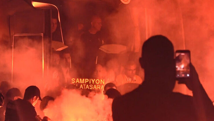 Galatasaray’a Kocaeli’nde coşkulu karşılama!