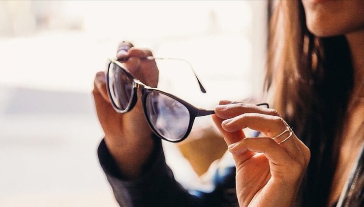 Gözlük devine grev şoku: 9 bin kişi iş bırakıyor