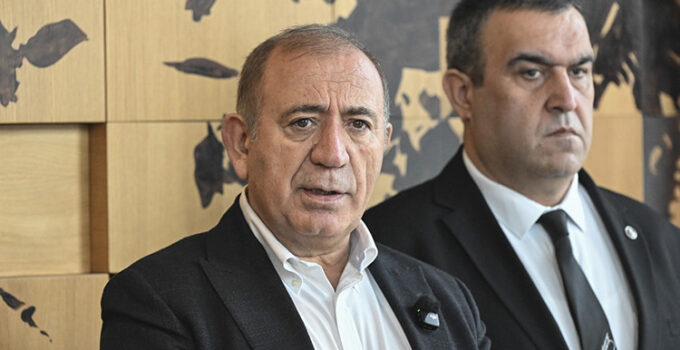 Gürsel Tekin: Yumuşak davranmamızın nedeni CHP kimliğini zedelememek