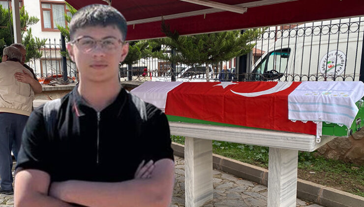 İstanbul’daki lisede korkunç olay: Arkadaşının yumruğu ile ölen çocuk toprağa verildi