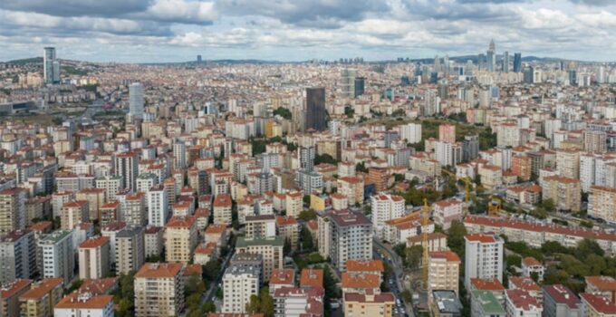 İstanbul'da sığınacak yer kalmadı