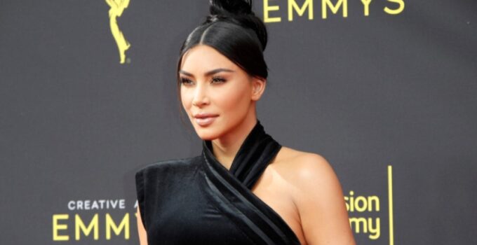 Kim Kardashian’ın iç giyim markasının değeri 5 milyar dolara ulaştı