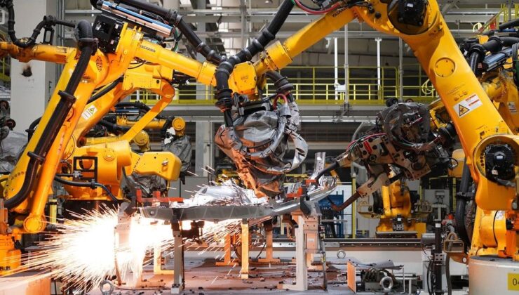 Otomotiv devi seri üretime geçti! Fabrikalar tam kapasite çalışıyor