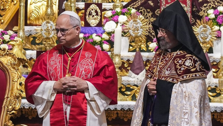 Papa 14. Leo, Kumkapı Meryem Ana Patriklik Kilisesi’ni ziyaret etti