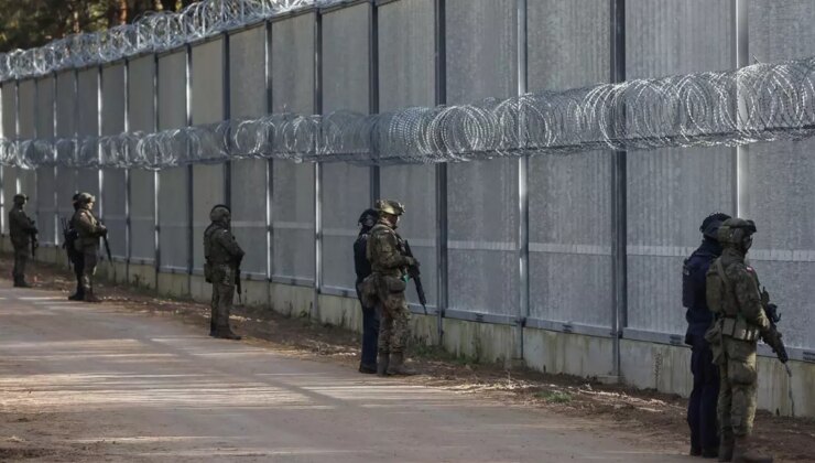 Polonya, Belarus sınırına ikinci bir bariyer daha inşa edecek