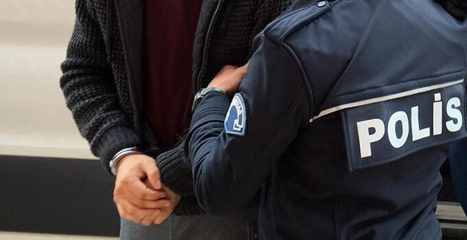 Sosyal medya hesaplarından silahlı paylaşım yapan 9 şüpheli gözaltına alındı