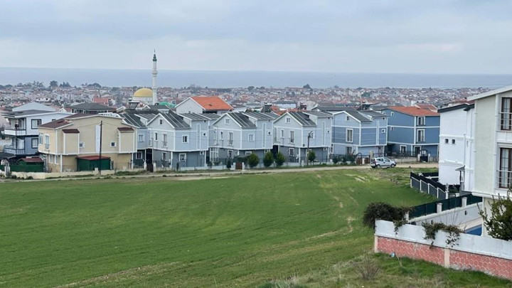 Tekirdağ’ın hayalet sokağı! Adres var, sokak yok… Vatandaşlardan tepki