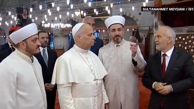 Vatikan Devlet Başkanı Papa 14. Leo’dan Sultanahmet Camii’ne ziyaret