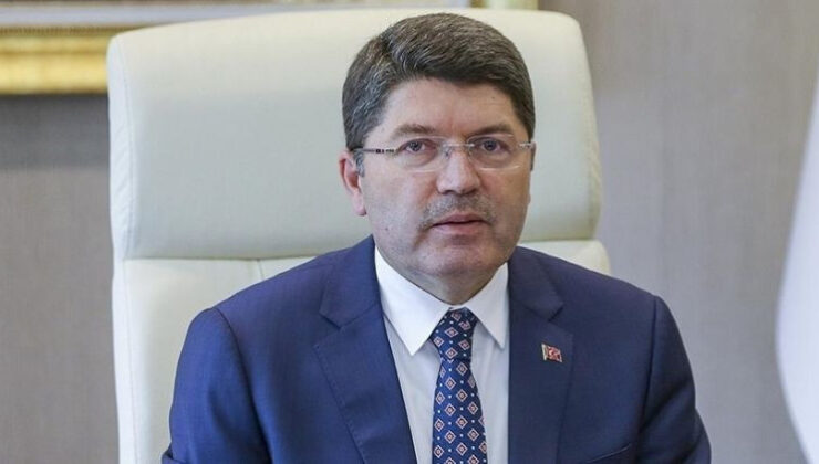 Adalet Bakanı Tunç’tan İHA açıklaması: F16’larımız tarafından düşürüldü, küçük parçalara ayrıldı