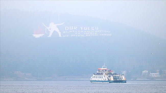 Çanakkale Boğazı sis nedeniyle transit gemi geçişlerine kapatıldı