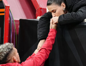 Devrim Özkan, kayıtsız kaldı