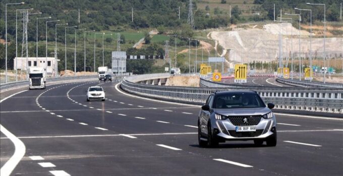 ‘Müteahhitler Bakan olsa bu kadarını yapmazlardı’