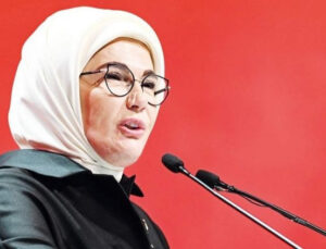 Emine Erdoğan: İnsan hakkı onursal hak