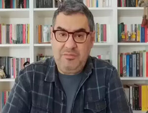 Gazeteci Enver Aysever tutuklama talebiyle mahkemeye sevk edildi