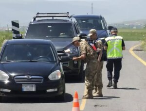 Önce ceza yazdılar, şehit babası olduğunu öğrenince kendi ceplerinden ödediler