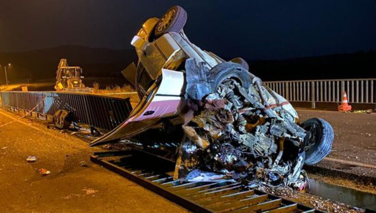 Otomobil köprü demirlerine çarptı: 1 ölü, 3 yaralı