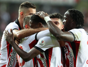 Samsunspor ilk 8 için sahada!