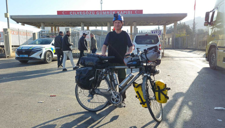 Umre için bisikletle yola çıktı, 3 bin 450 kilometre pedal çevirip Medine’ye ulaştı