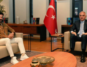 Ünlü oyuncu Burak Özçivit’ten Bakan Ersoy’a ziyaret