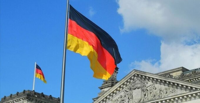 Almanya'da tüketici güven endeksi şubatta yükseldi