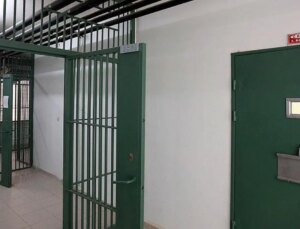 Cezaevindeki yazara telif ‘terörün finansmanı’ sayıldı