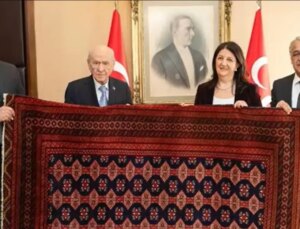 DEM heyeti, Öcalan’ın Bahçeli’ye hediye olarak gönderdiği kilimi vermiş