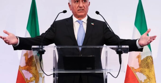 Devrik İran Şahı’nın sürgündeki oğlu Rıza Pehlevi, İsrail basınına konuştu