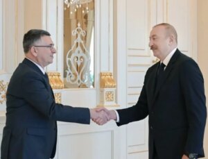 İlham Aliyev, İsrail Dışişleri Bakanı Gideon Saar’ı kabul etti